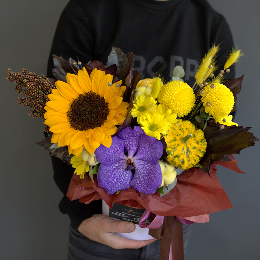 Коробка с цветами "Осенний акцент"