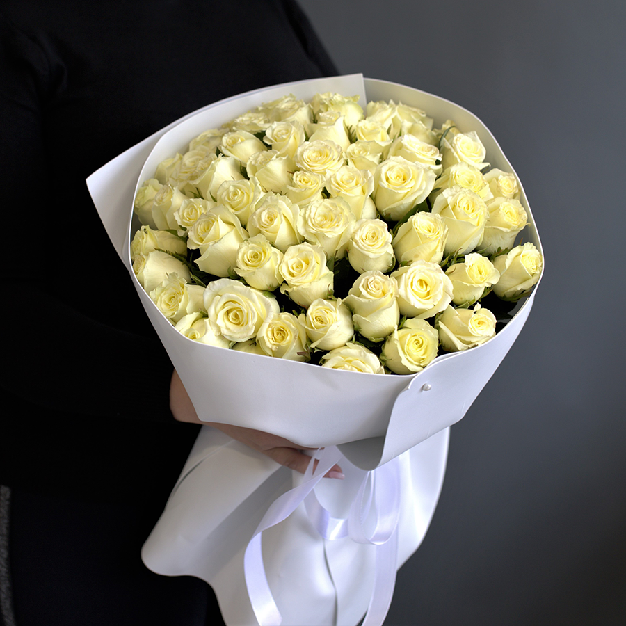 Букет из 51 местных белых роз