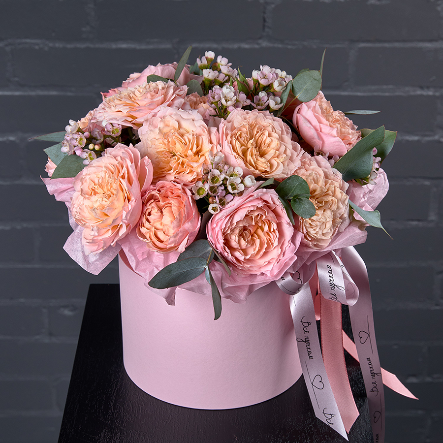 Коробочка с кустовой розой "Джульетта".